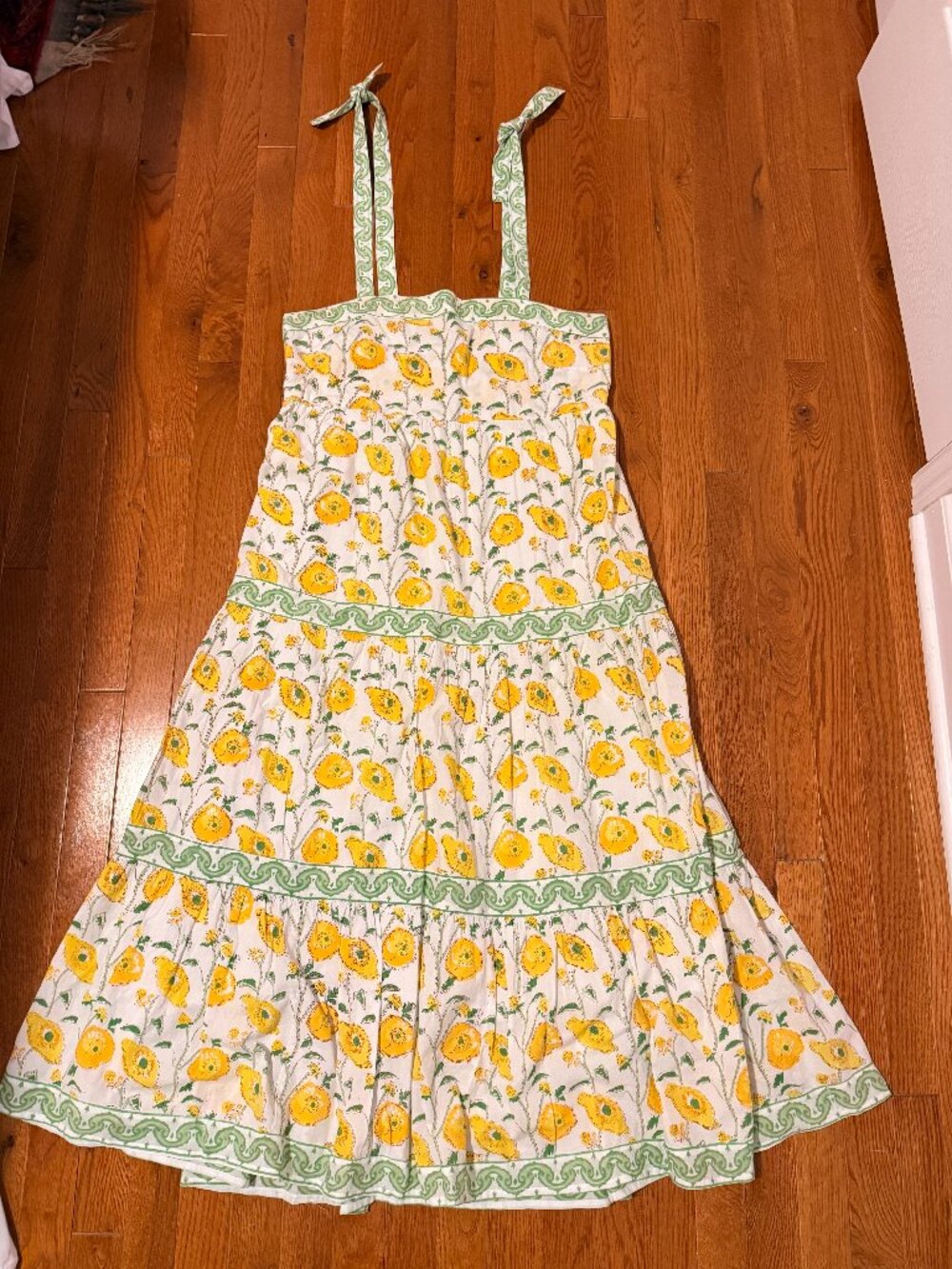Long Maxi Dress with adjustable straps!